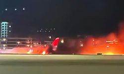 Uçakta yangın paniği!