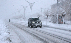 Meteoroloji'den kar alarmı! İstanbul ve çevresinde kuvvetli kar yağışı bekleniyor!