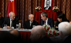 Devlet Bahçeli üç ay sonra Meclis’te! Sırrı Süreyya Önder için düzenlenen anma törenine katıldı