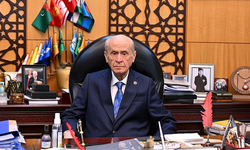 Bahçeli’den Anneler Günü mesajı: "Akan yaşlar kurumadıkça mutluluğa ulaşamayız"