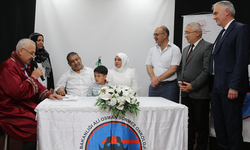 Kanser tedavisi gören çift tedavi gördüğü hastanede evlendi