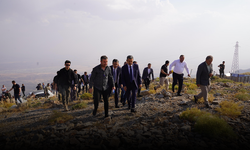 Vali Ekici, Cudi Dağı’ndaki Hz. Nuh Camii proje alanını inceledi