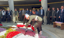 Süleyman Demirel, vefatının 10. yılında anıt mezarında anıldı