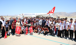 Vali Ekici’nin davetiyle Beşiktaş U-16 Takımı Şırnak'a geldi