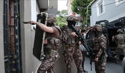 Bakan Yerlikaya duyurdu! 27 ilde FETÖ'ye dev darbe
