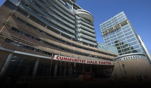 CHP’den İBB operasyonuna sert tepki: "İBB çalışamaz hale getiriliyor"