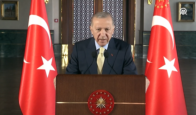 Cumhurbaşkanı Erdoğan'dan İlim Yayma Cemiyeti'ne videolu mesaj: "İlim yayma hikayesi Türkiye'nin hikayesidir"