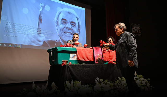 Ali Özgentürk, son yolculuğuna uğurlandı