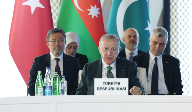 Erdoğan: Türkiye-Azerbaycan-Pakistan zirvesi kurumsallaşmalı