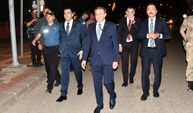 Siverek'te asayiş uygulamasına Vali Hasan Şıldak da eşlik etti