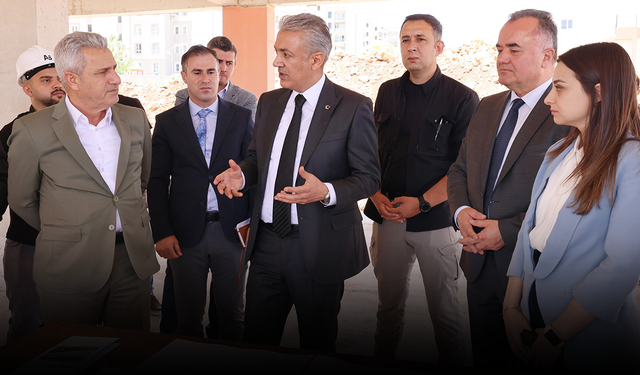Vali Akkoyun, Mardin Çocuk Evleri Sitesi’nde çalışmaları yerinde inceledi