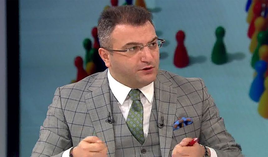 Cem Küçük'ten Cüneyt Özdemir iddiası: Bak kulağıma ne geldi