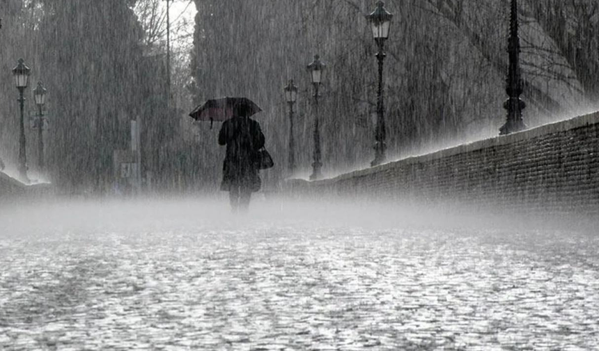 Bugün plan yapanlar yandı. Meteoroloji flaş uyarı yayınladı: Çok kuvvetli sağanak vuracak