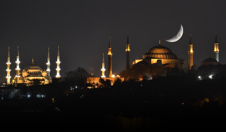Ramazan Namazı saat kaçta kılınacak? İstanbul, Ankara, İzmir ve il il bayram namazı saatleri...