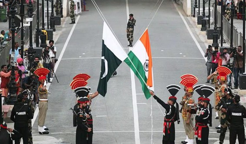 ABD Başkanı Trump duyurdu: Pakistan ve Hindistan arasında ateşkes