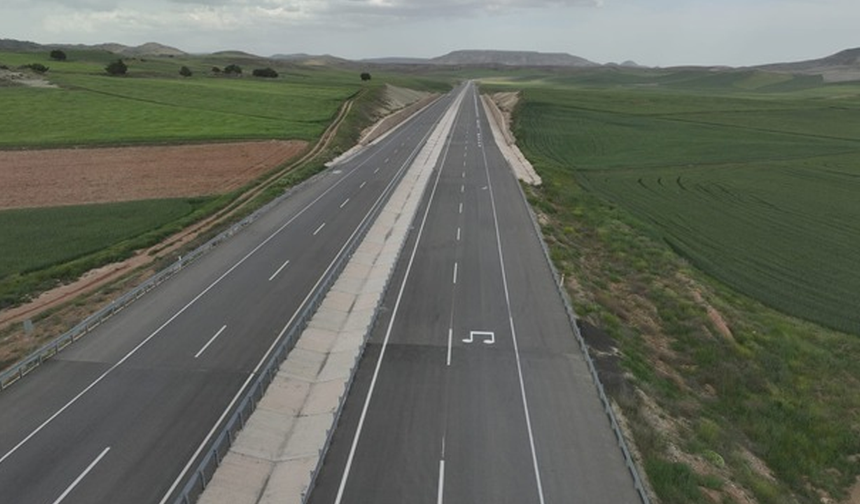 Sürücüler dikkat! Türkiye'nin ilk "Melodili yolu" açıkldı