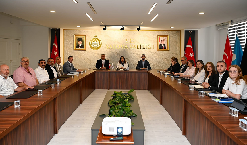 Yalova’da kentsel dönüşüm Vali Kaya başkanlığında değerlendirildi
