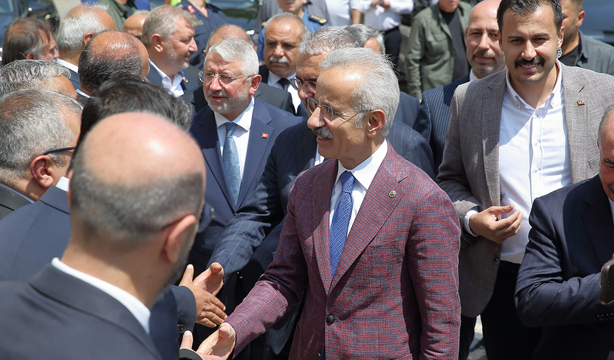 Bakan Uraloğlu’ndan Çorum’a ziyaret: Vali Çalgan’la kamu yatırımları görüşüldü