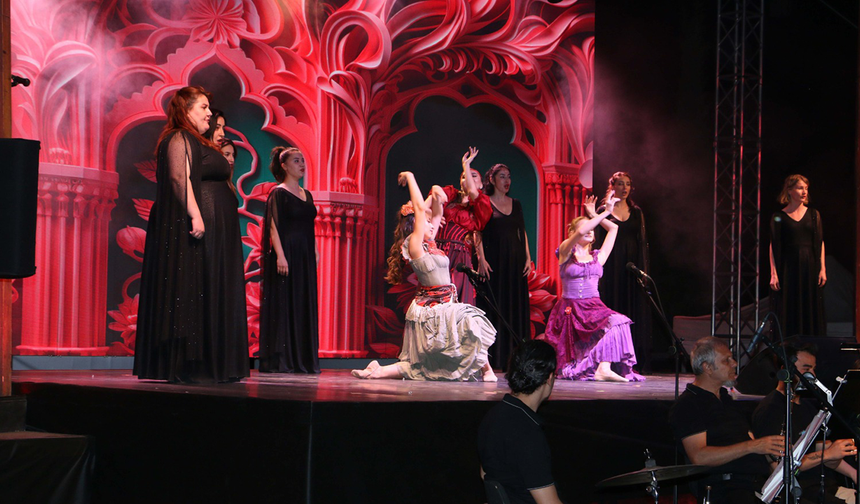 Zerzevan Kalesi’nde büyüleyici buluşma: Anadolu Opera ve Bale Festivali başladı