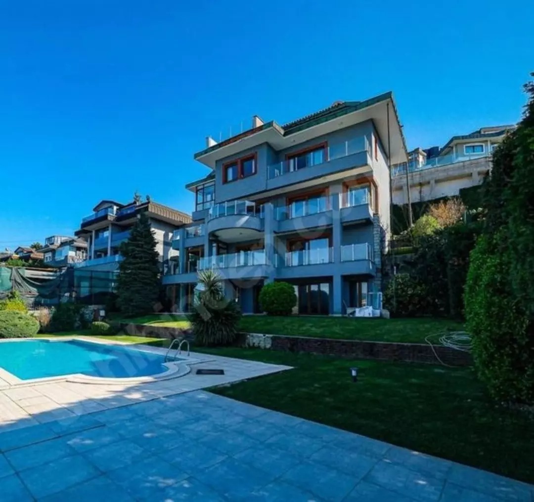 Villa 2